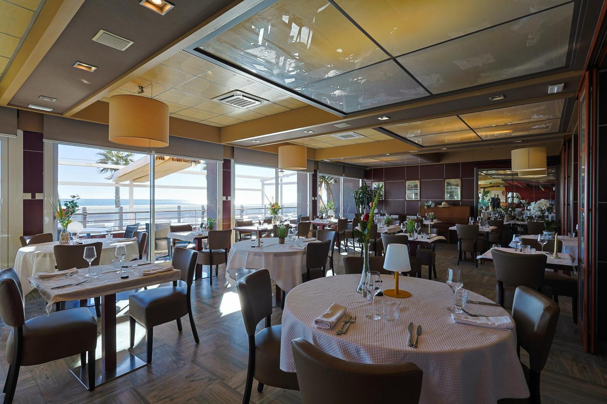 Logis Hotel & Restaurant Mediterranee Port-la-Nouvelle Εξωτερικό φωτογραφία