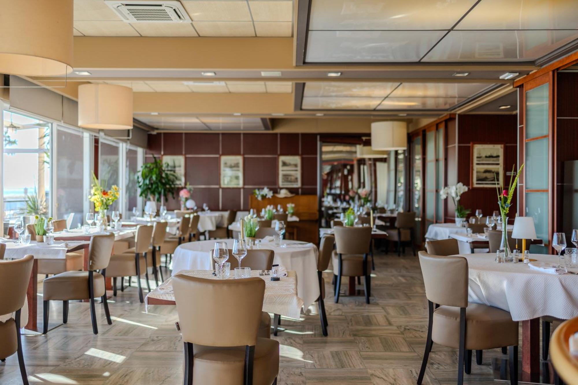 Logis Hotel & Restaurant Mediterranee Port-la-Nouvelle Εξωτερικό φωτογραφία